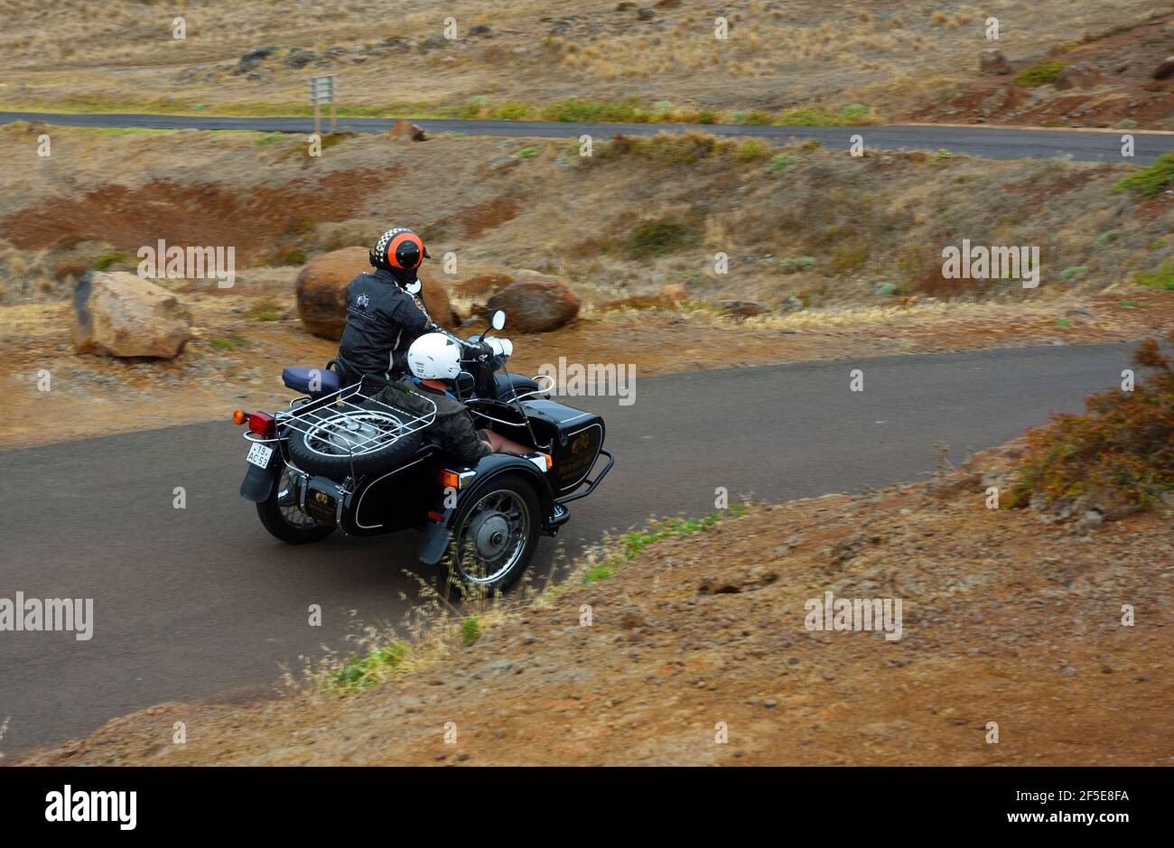 Classic Motorrad und Sidecar mit Passagier verwendet, um Island Touren geben. Stockfoto