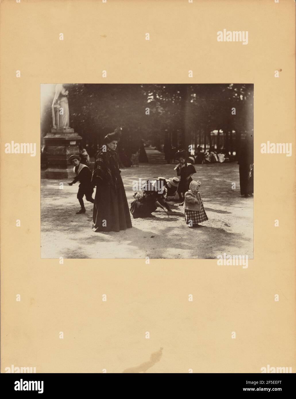 Luxemburg - Enfants. Eugène Atget (Französisch, 1857 - 1927) Stockfoto