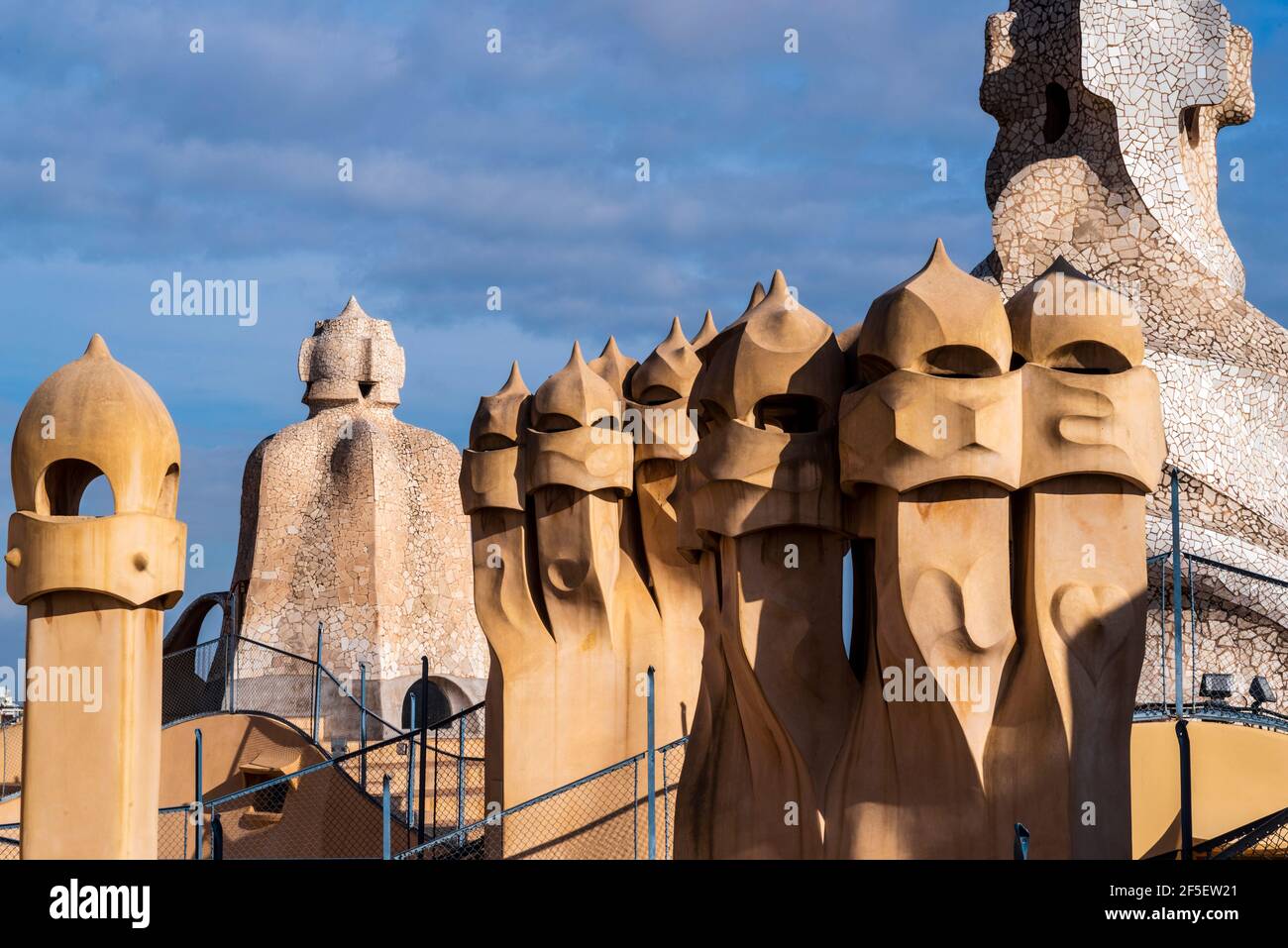 La Pedrera (Haus von Milá), Architekt von Gaud, Barcelona, Katalonien, Spanien. Stockfoto