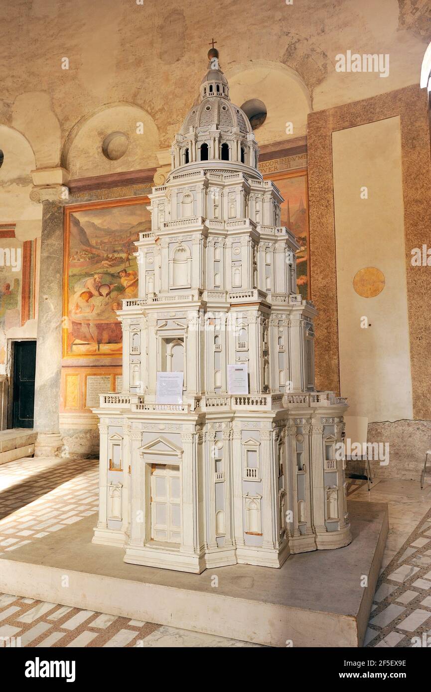 Italien, Rom, Celio, Kirche Santo Stefano Rotondo, barockes Tabernakel, hölzerne Architekturmodell von Giovanni Gentner (17. Jahrhundert) Stockfoto