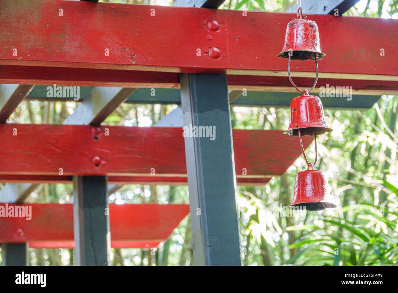 Florida Spring Hill Nature Coast Botanical Gardens Oriental Tea Garden Pavillon Stockfoto