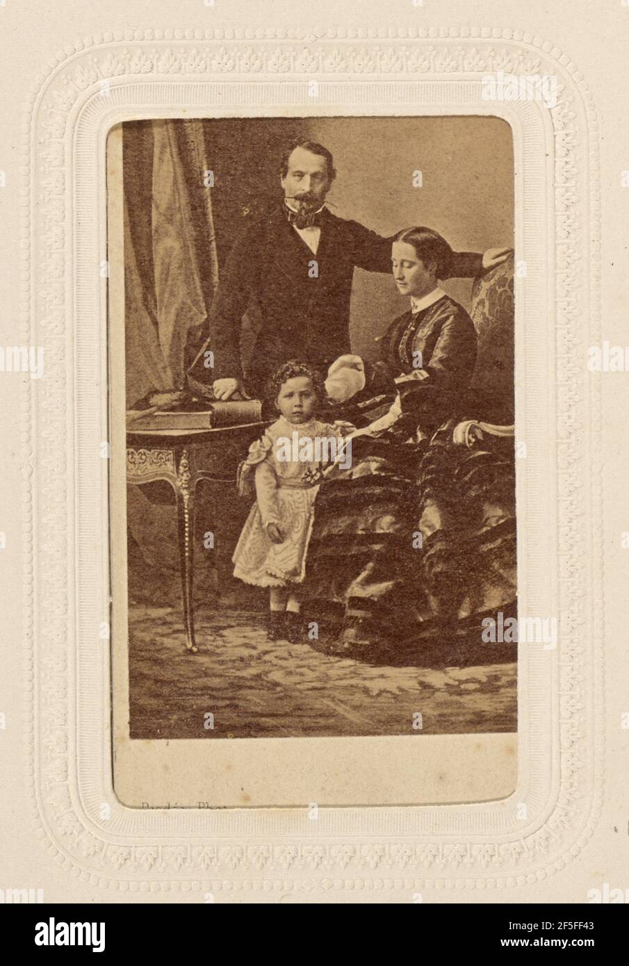 La famille imperiale Napoleon III., Kaiserin Eugenie & Eugene Louis Jean Joseph Bonaparte. André Adolphe-Eugène Disdéri (Französisch, 1819 - 1889) Stockfoto