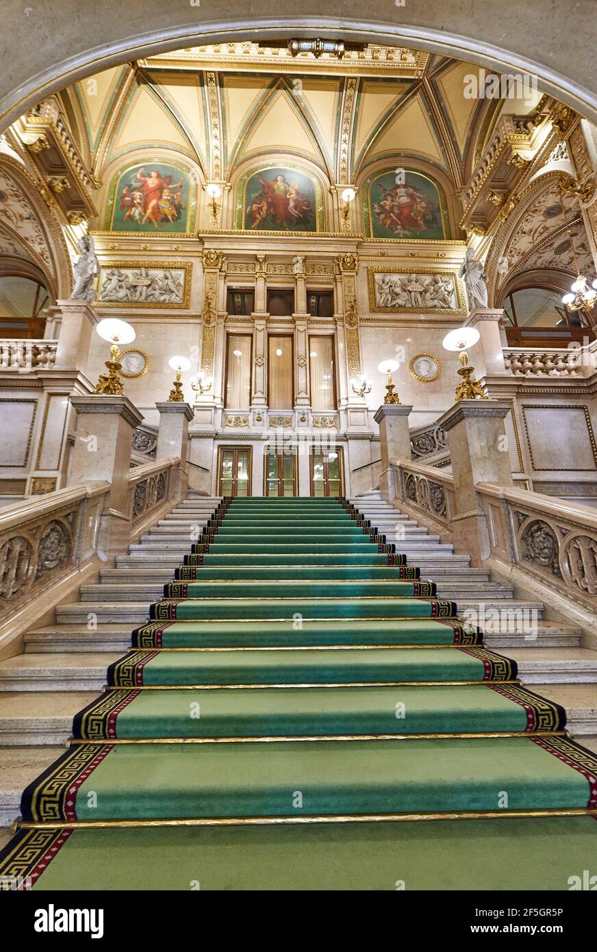 Besuch Der Wiener Staatsoper Stockfoto
