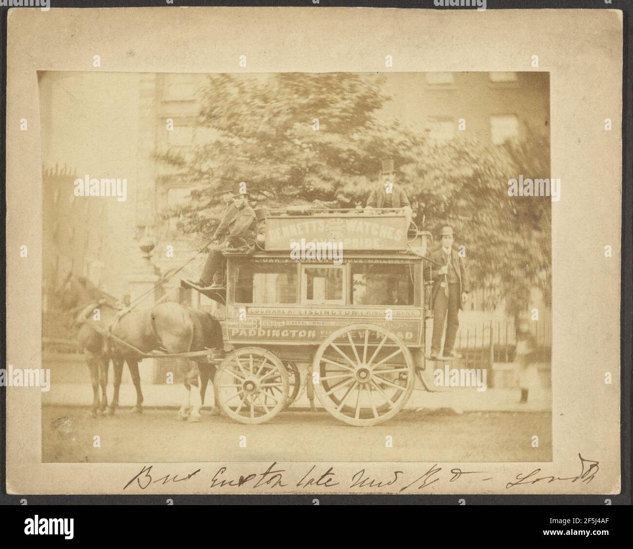Bus, Euston Road, London. Unbekannt Stockfoto