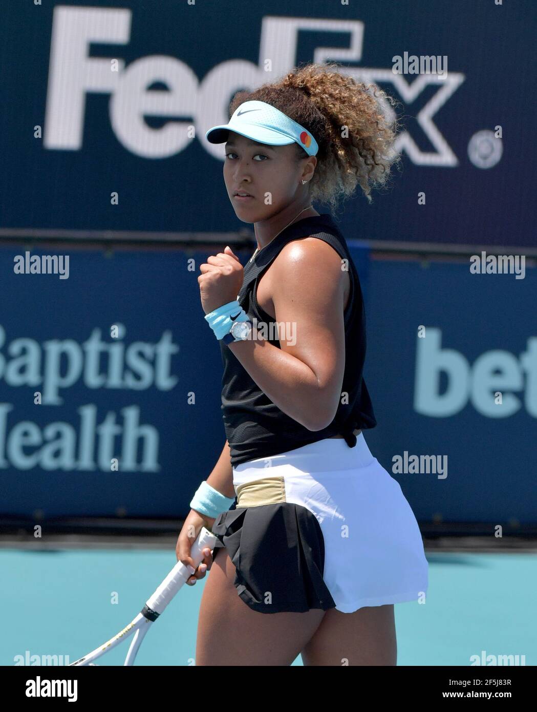 Miami Gardens, Florida, USA. März 2021, 26th. Naomi Osaka von Japan besiegt Ajla Tomljanovi? Von Australien am Tag 5 der 2021 Miami Open am 26. März 2021 in Miami Gardens, Florida Menschen: Naomi Osaka Kredit: Hoo Me.Com/Media Punch/Alamy Live News Stockfoto