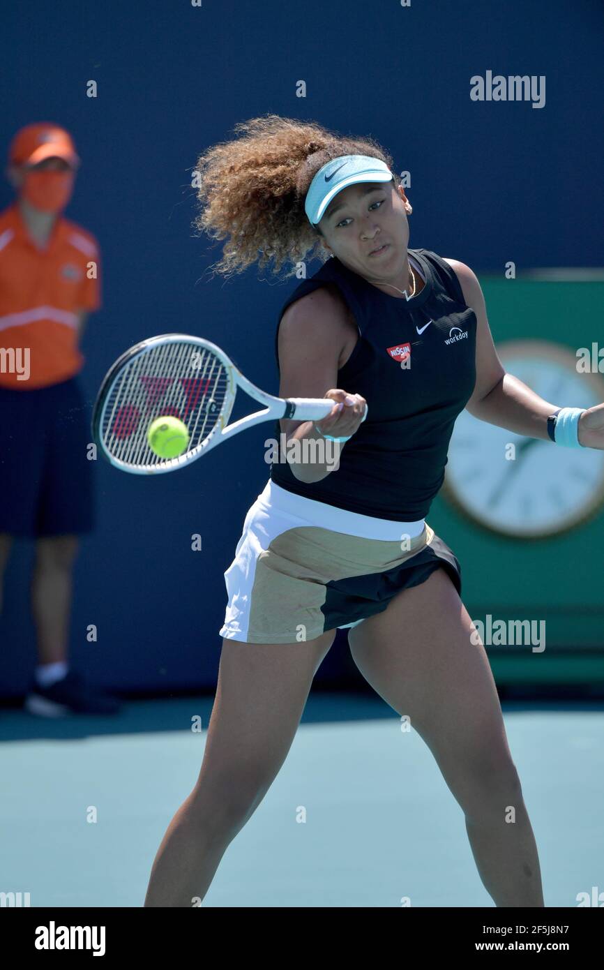 Miami Gardens, Florida, USA. März 2021, 26th. Naomi Osaka von Japan besiegt Ajla Tomljanovi? Von Australien am Tag 5 der 2021 Miami Open am 26. März 2021 in Miami Gardens, Florida Menschen: Naomi Osaka Kredit: Hoo Me.Com/Media Punch/Alamy Live News Stockfoto