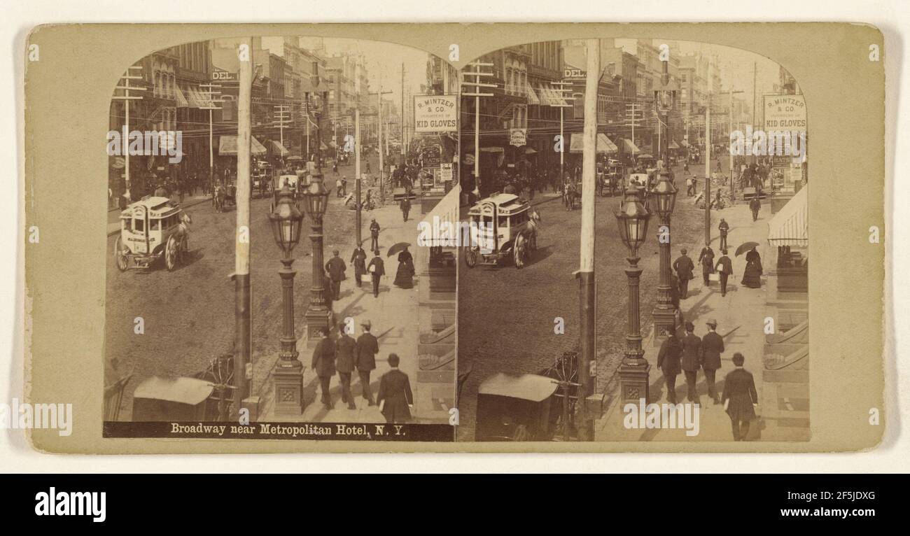 Broadway in der Nähe des Metropolitan Hotel, N.Y.. Edward und Henry T. Anthony & Co. (Amerikaner, gegründet 1862, fusioniert 1902) Stockfoto