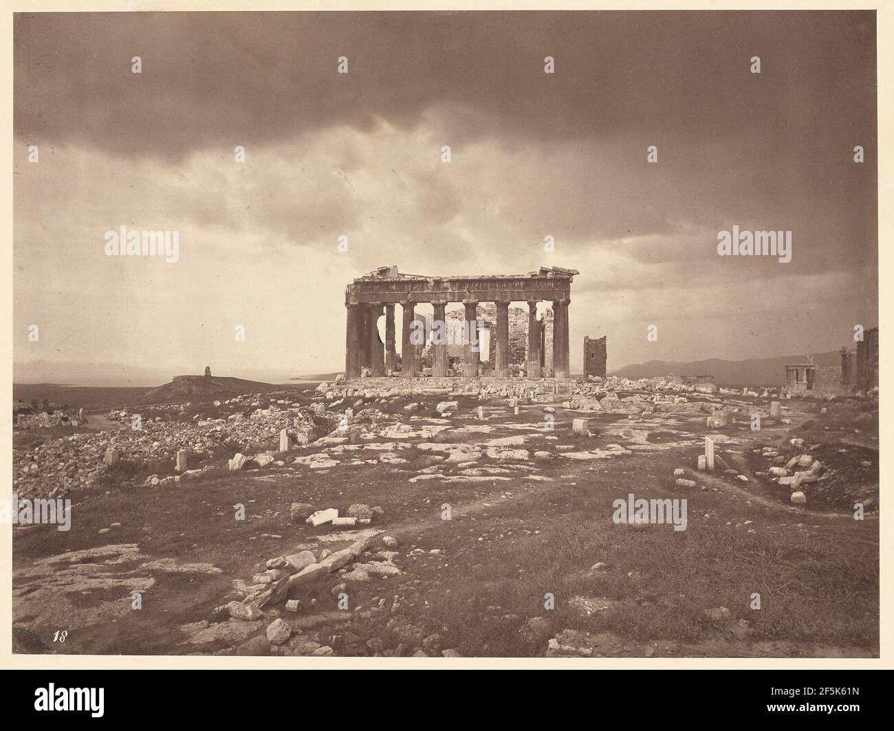Blick auf die Athener Akropolis aus dem Osten. William J. Stillman (amerikanisch, 1828 - 1901) Stockfoto