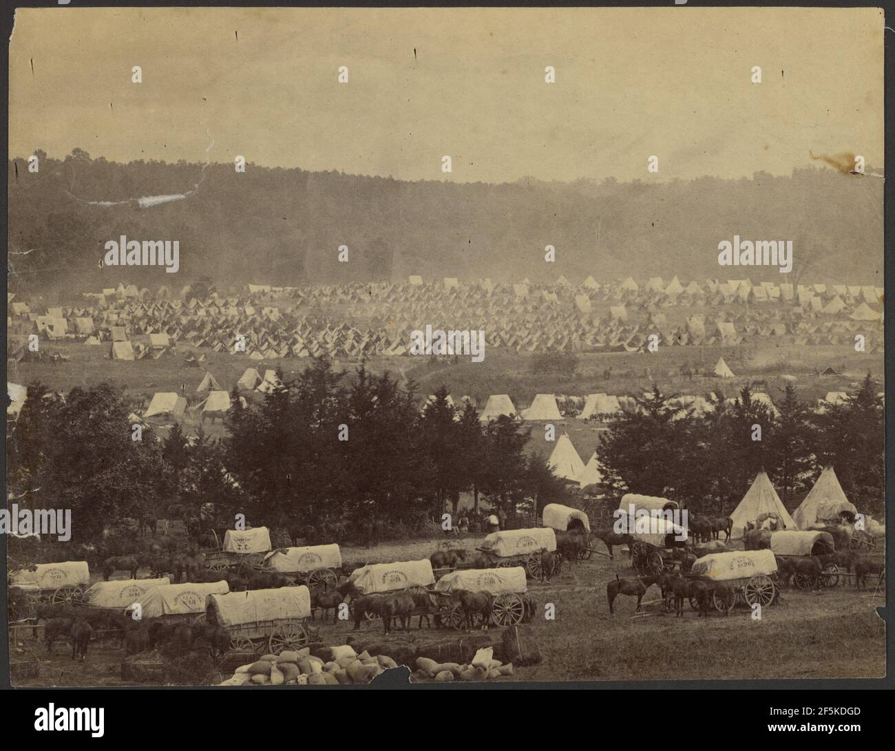 Lager der Armee von Potomac bei Cumberland Landing am Pamunkey River, VA. Zugeschrieben James F. Gibson (Amerikaner, geboren um 1828/1829) Stockfoto