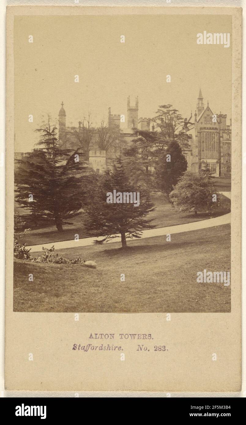 Alton Towers Staffordshire. Frontanflug. Manchester Photographic Company (Englisch, gegründet 1865, aufgelöst 1868) Stockfoto