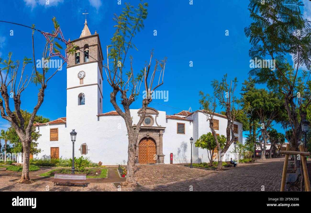 Kirche von Mayor de San Marcos in der Altstadt von Icod de los Vinos, Teneriffa, Kanarische Inseln, Spanien. Stockfoto