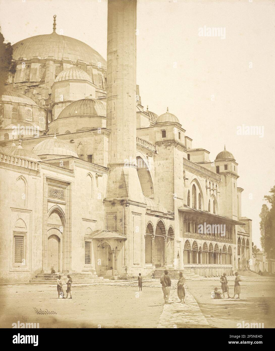 Zwei Kuppeltürme an der Süleymaniye Moschee. Stockfoto Zwei Kuppeltürme an der Süleymaniye Moschee. Stockfoto
