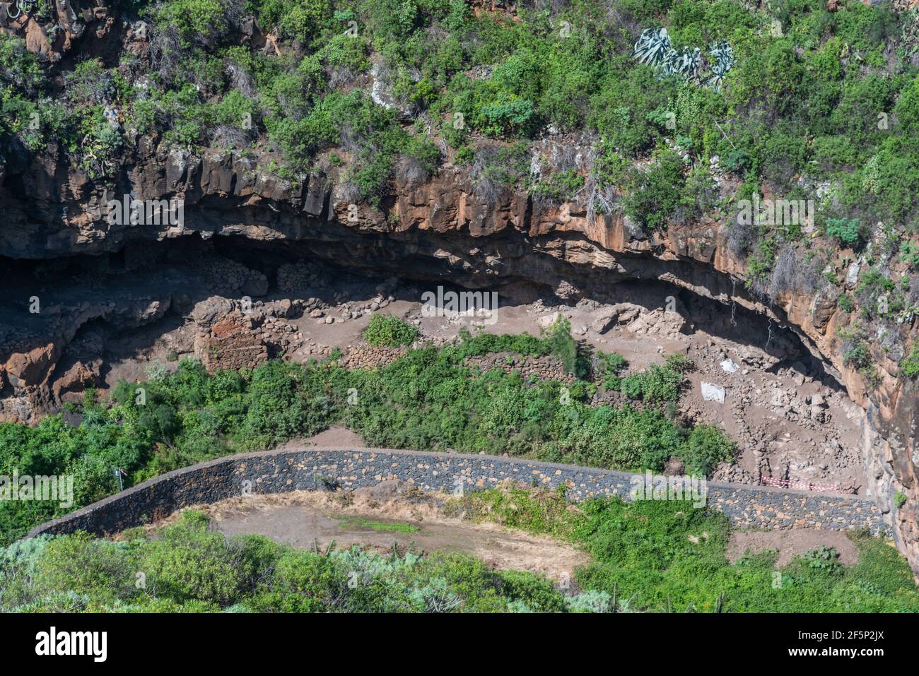 Historische Höhlen in El Tendal bei La Palma, Kanarische Inseln, Spanien. Stockfoto