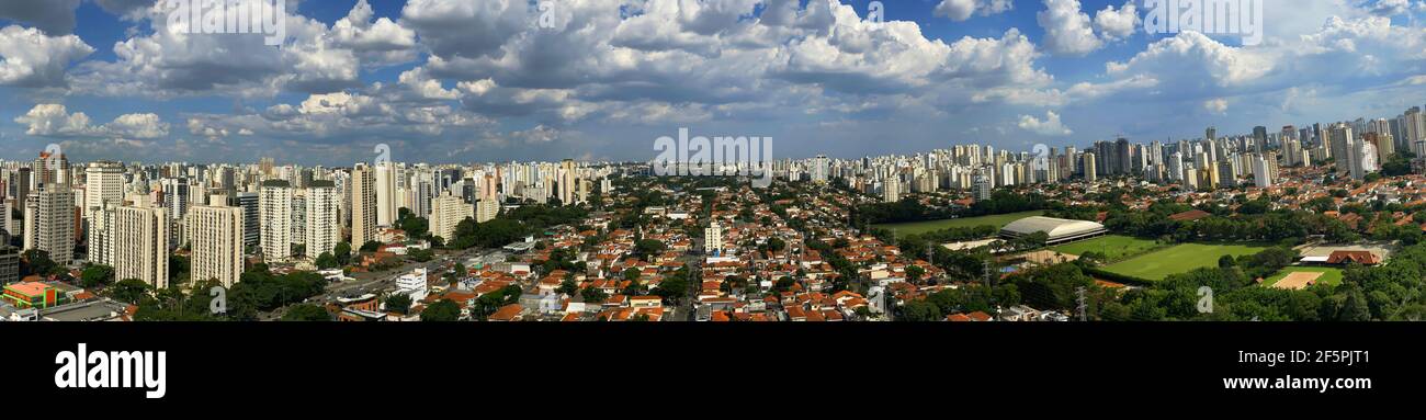 Panoramablick auf die Stadt Sao Paulo, Brasilien. Stockfoto