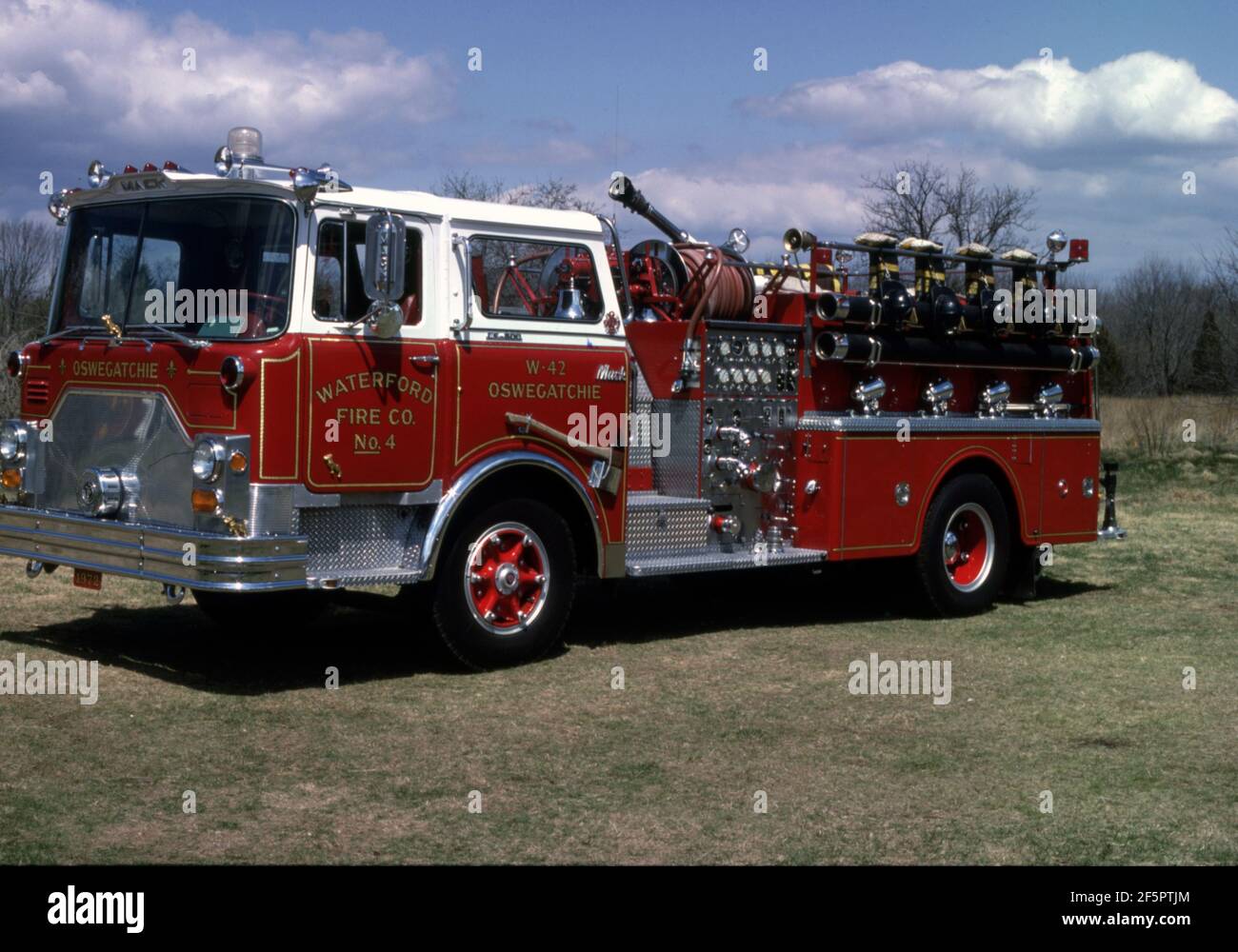Mack cf modell pumper Fotos und Bildmaterial in hoher Auflösung