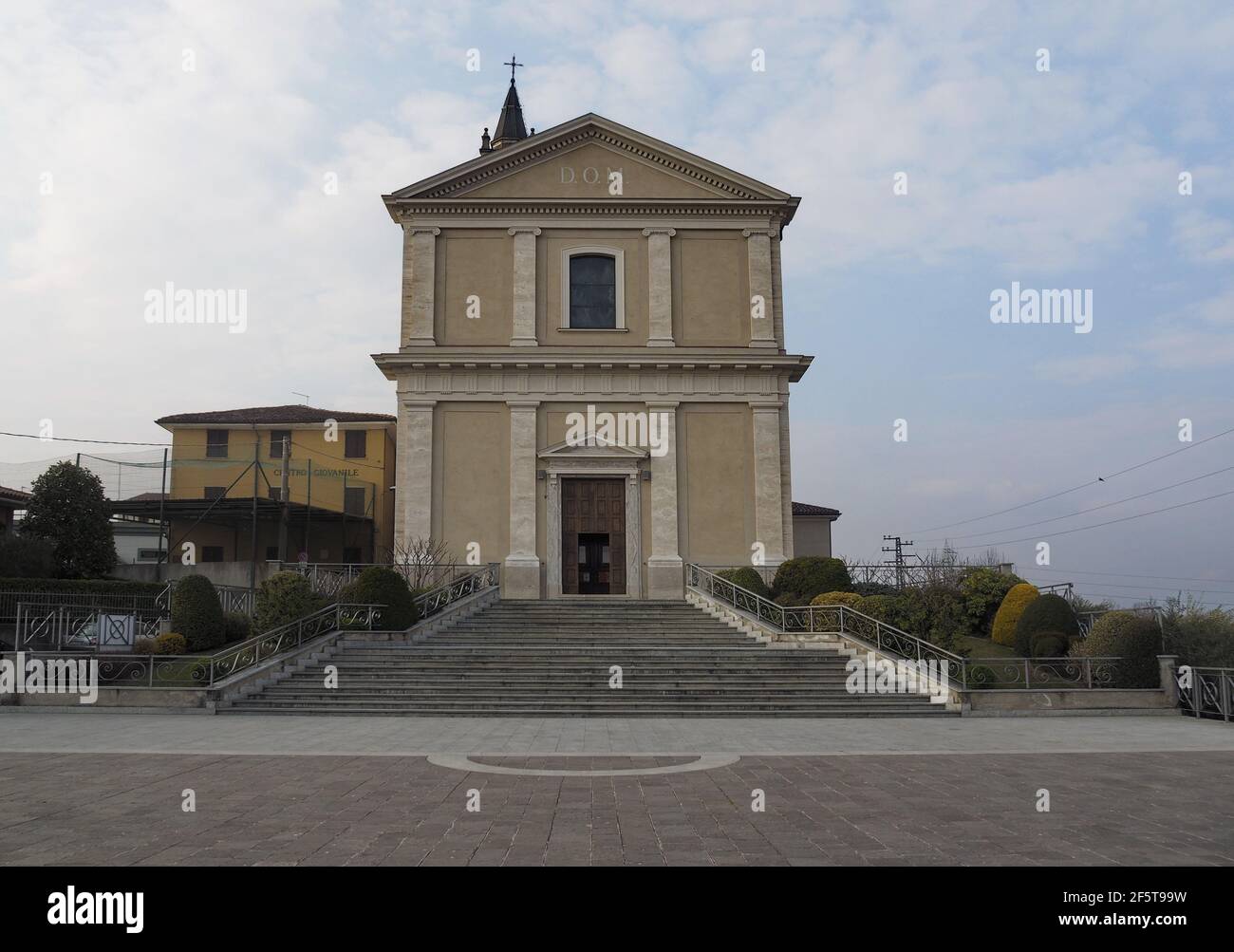 Kirche Santa Maria Assunta und San Rocco in Filago, einer kleinen Stadt in der Provinz Bergamo, Lombardei, Italien Stockfoto