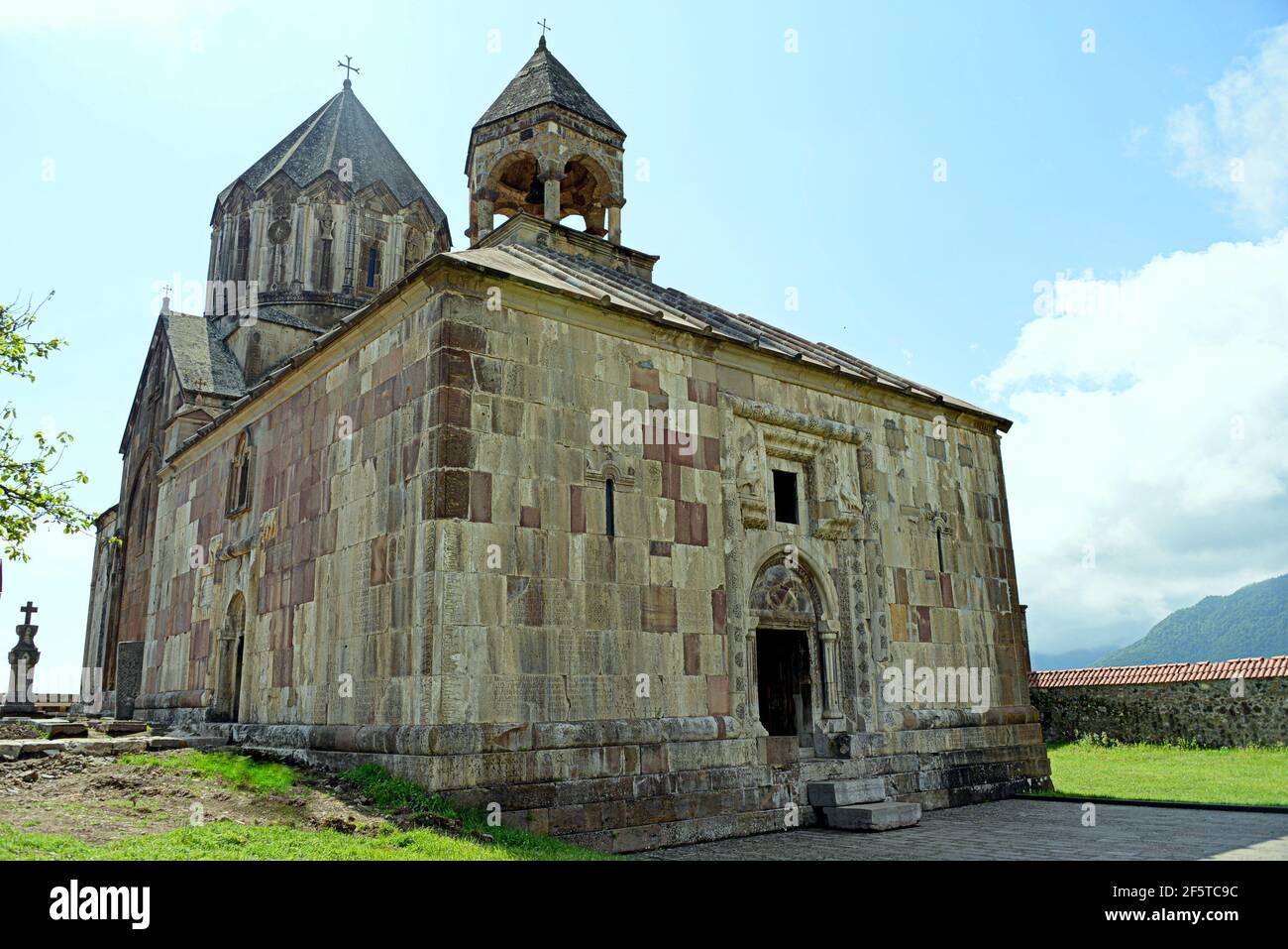 Gandzasar ein armenisches Kloster aus dem 13th. Jahrhundert, war die Residenz der Aghvank Katholikat der halbautonomen armenisch-albanischen Kirche aus dem XIV. Jahrhundert Stockfoto