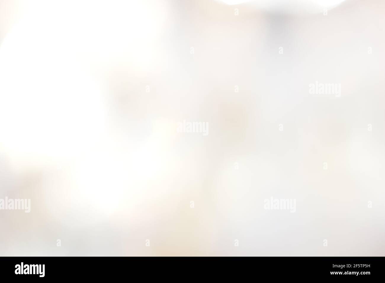 Gradient grauer Hintergrund für Tapeten und Designs, verschwommener abstrakt grauer Gradient pastellheller Hintergrund Stockfoto