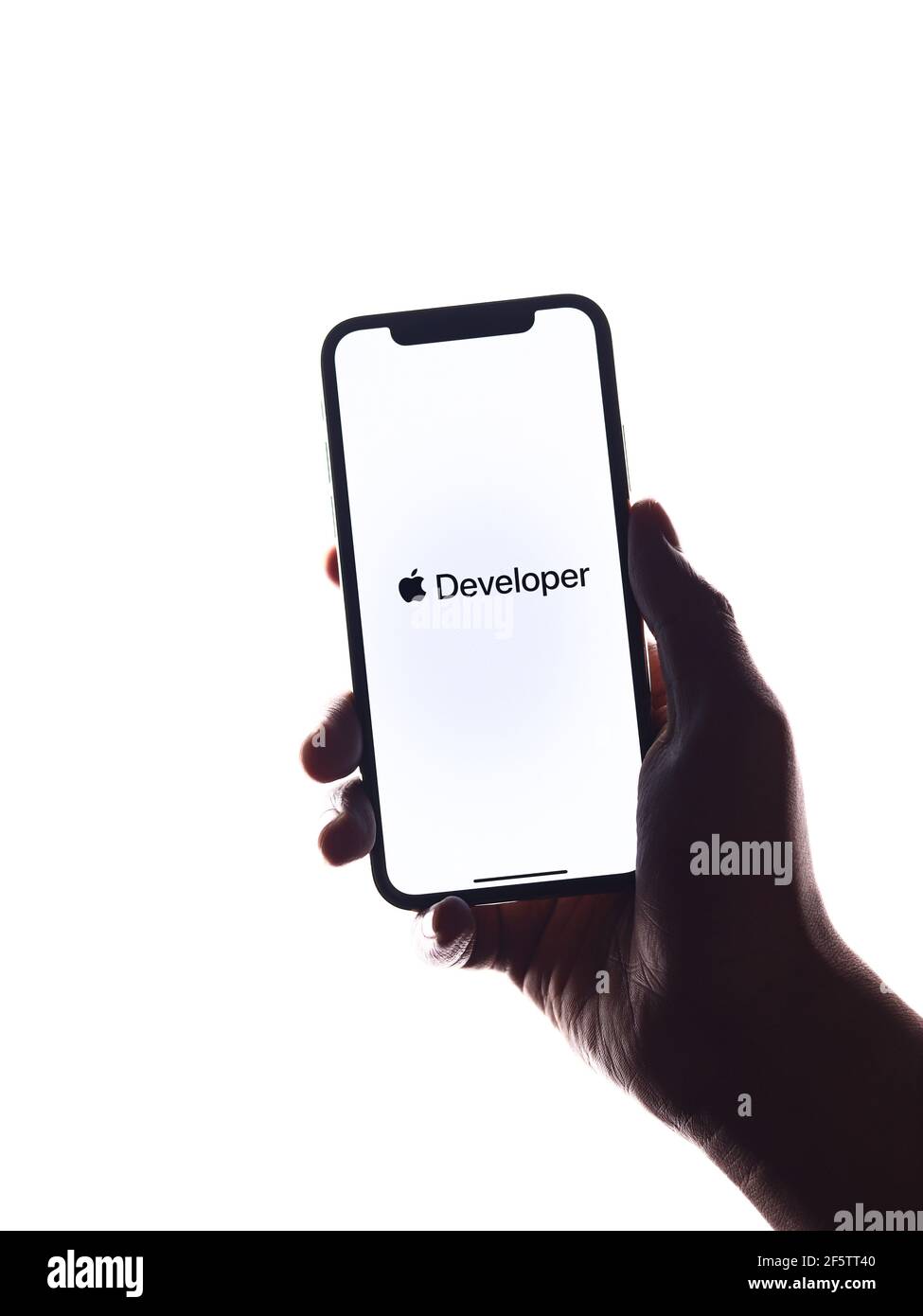 Assam, indien - 30. März 2021 : Apple Developer Logo auf Handy-Bildschirm Stock Bild. Stockfoto