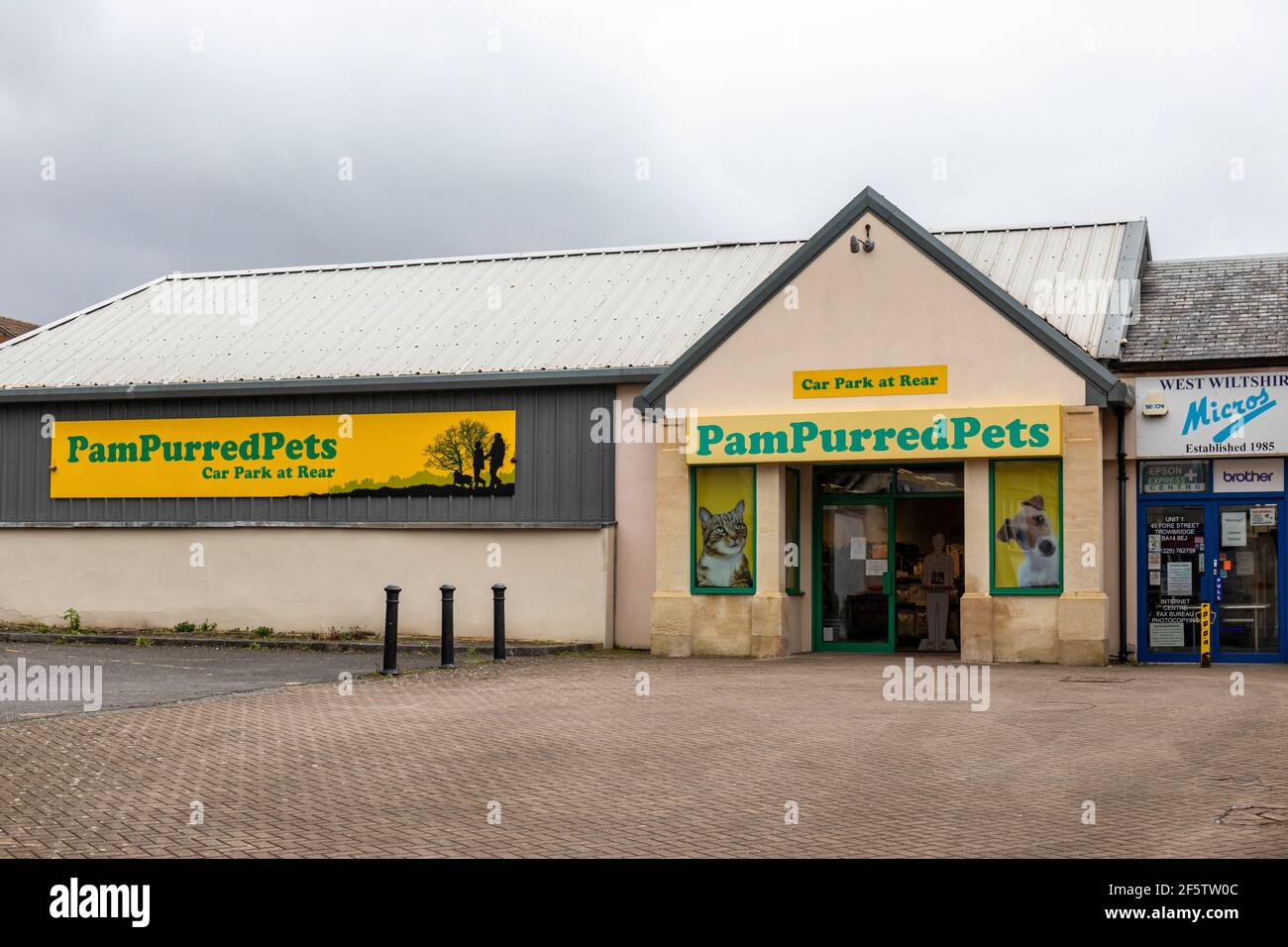 Pampurred pets zoohandlung Fotos und Bildmaterial in hoher Auflösung Alamy