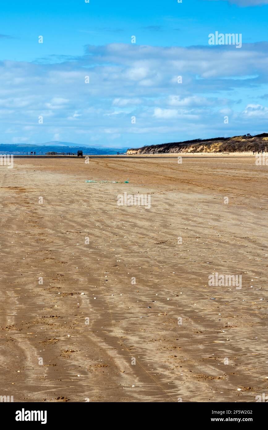 Cefn Sands Strand am Pembrey Country Park in Carmarthenshire South Wales UK, das ein beliebtes walisisches Touristenreiseziel und Küstenziel ist, sto Stockfoto