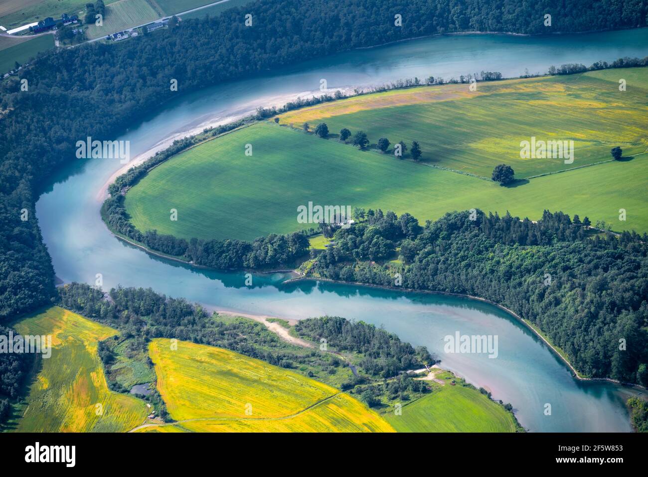 Fluss Rauma und Felder, Andalsnes, More Og Romsdal, Norwegen Stockfoto