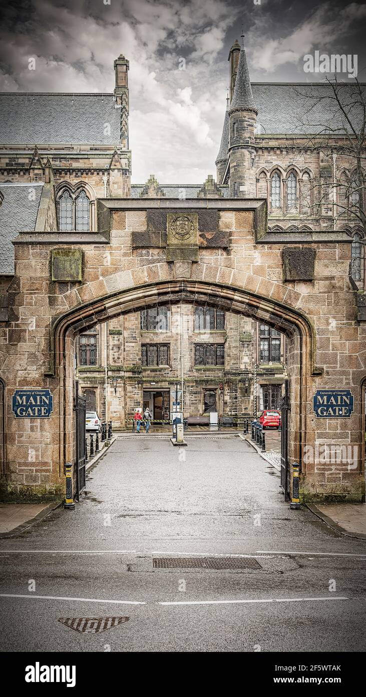 GLASGOW, SCHOTTLAND - 03. APRIL 2016: Mehrere Orte innerhalb der Universität wurden als Drehort für die beliebte TV-Show Outlander genutzt. Stockfoto