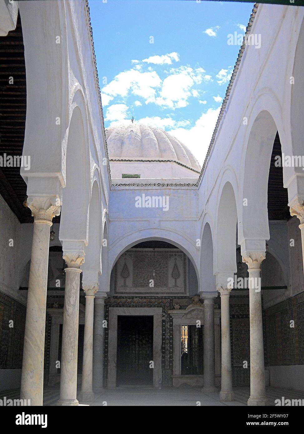 Heilige Stadt von KAIROUAN, diese Zaouia-Moschee (Wallfahrtsort) ist das Grab von Abou Dhama el-Balaoui, Begleiter von Muhammad, genannt Sidi Sahab Stockfoto