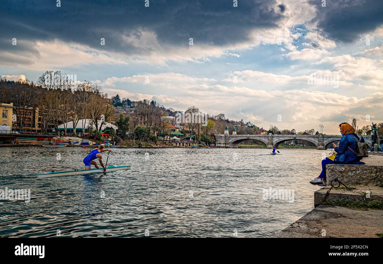 Turin, Italien. März 2021, 27th. Italien Piemont Turin - Valentino Park - Turin Kajak und Kanu Marathone Credit: Realy Easy Star/Alamy Live News Stockfoto