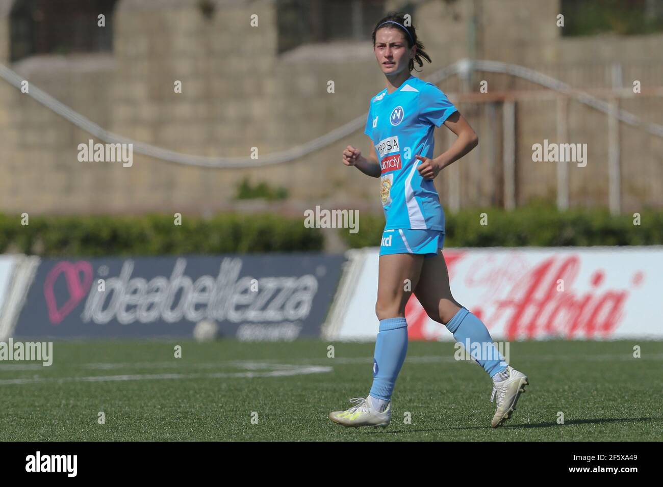 Napoli italienische Stürmerin Isotta Nocchi Blick während der Serie A Frauen Fußballspiel zwischen Napoli und Empoli im Stadio Caduti di Brema, Napoli - Empoli Drawing 3-3 Stockfoto