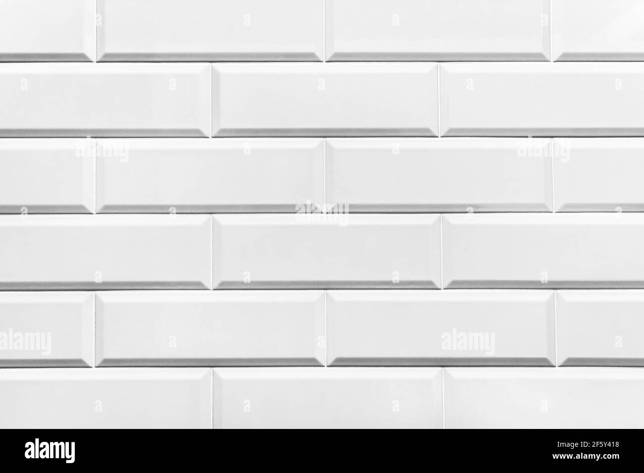 Keramik weißen Ziegel Licht moderne Innenwand Textur Hintergrund. Stockfoto