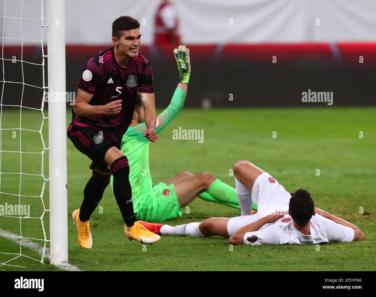 Henry Vasquez Stockfotos Und Bilder Kaufen Alamy