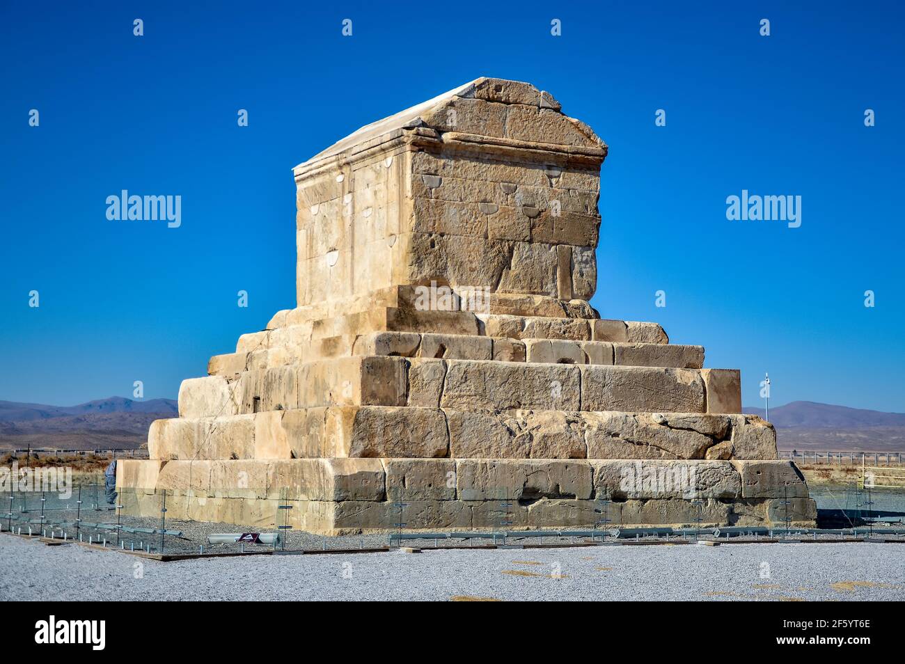 Pasargadae, Iran. Grab von Cyrus dem Großen, dem Gründer des Achämeniden Reiches im alten Persien Stockfoto