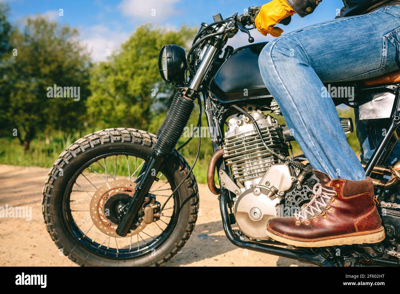 Mann, Custom Motorrad Stockfoto