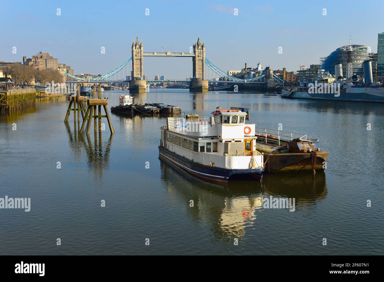 Pool of London, Tower Bridge, Tower Hill Bermondsey, London, Großbritannien Stockfoto