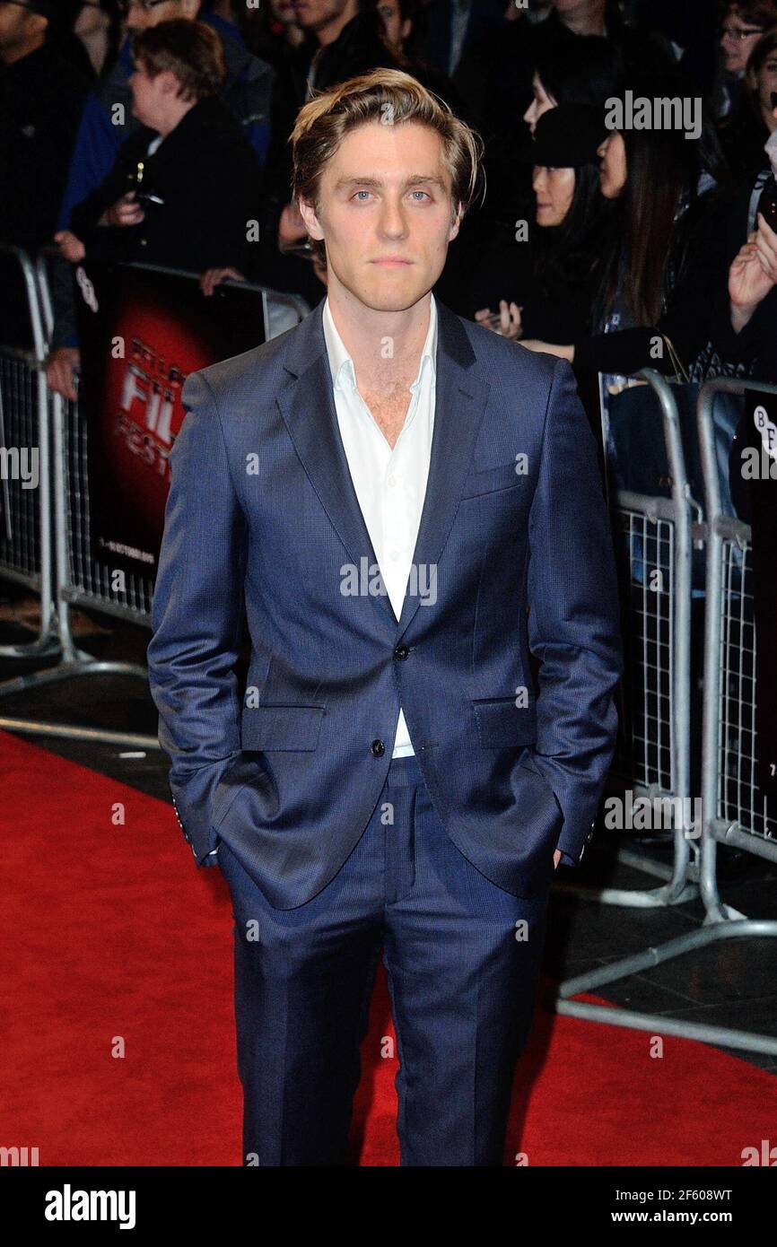 Datei Foto vom 15. Oktober 2015 von Jack Farthing bei der Burn Burn Burn Premiere im Rahmen des BFI London Film Festival 59th im Vue West End in London, Großbritannien. Poldark-Star Jack Farthing wurde als Princes Charles im kommenden Spencer-Film mit Kristen Stewart als Prinzessin Diana gecastet. Der englische Schauspieler, 35, der in der BBC One-Serie den Bösewicht George Warleggan spielte, tritt in die Fußstapfen von Josh O'Connor, der den jungen Prinzen in Netflix' Hitserie The Crown porträtiert. Foto von Aurore Marechal/ABACAPRESS.COM Stockfoto