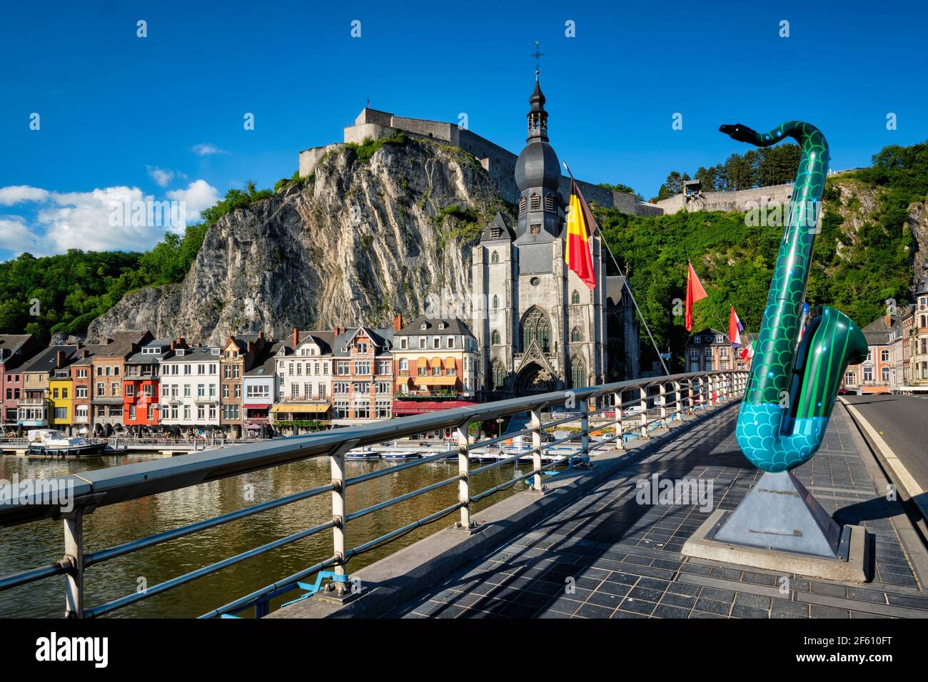 Blick auf die malerische Dinant Stadt. Belgien Stockfoto