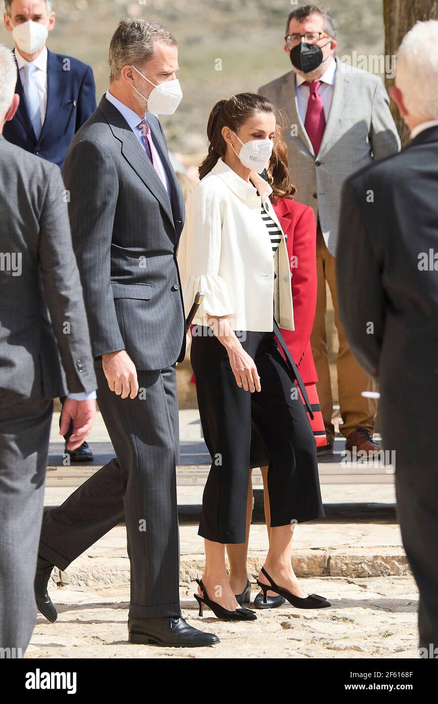 Fuendetodos, Aragon, Spanien. März 2021, 29th. König Felipe VI. Von Spanien, Königin Letizia von Spanien besuchen Fuendetodos im Rahmen des Gedenkens an den 275th. Jahrestag der Geburt von Francisco de Goya in Goyas Geburtsort am 29. März 2021 in Fuendetodos, Spanien Credit: Jack Abuin/ZUMA Wire/Alamy Live News Stockfoto