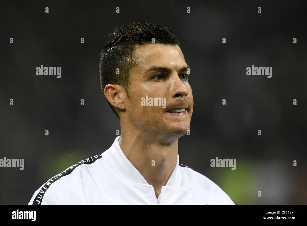 Der Fußballspieler Cristiano Ronaldo des FC Juventus porträtierte vor dem Spiel AC Milan gegen FC Juventus in der Serie A. Stockfoto