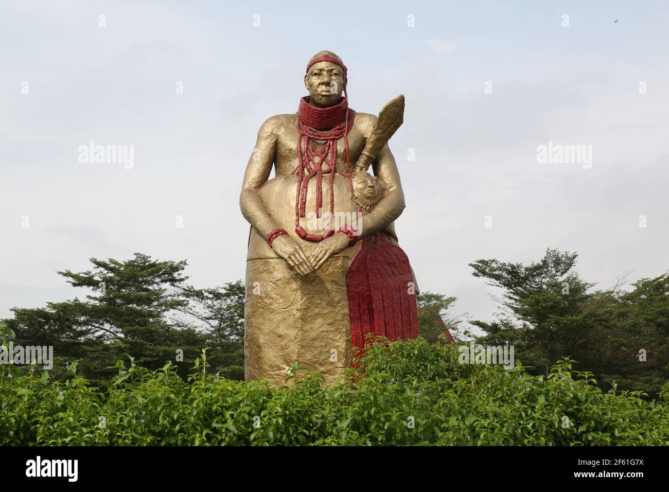Benin Chief Statue, am Oba Ovonramwen Square, Ring Road, Benin City