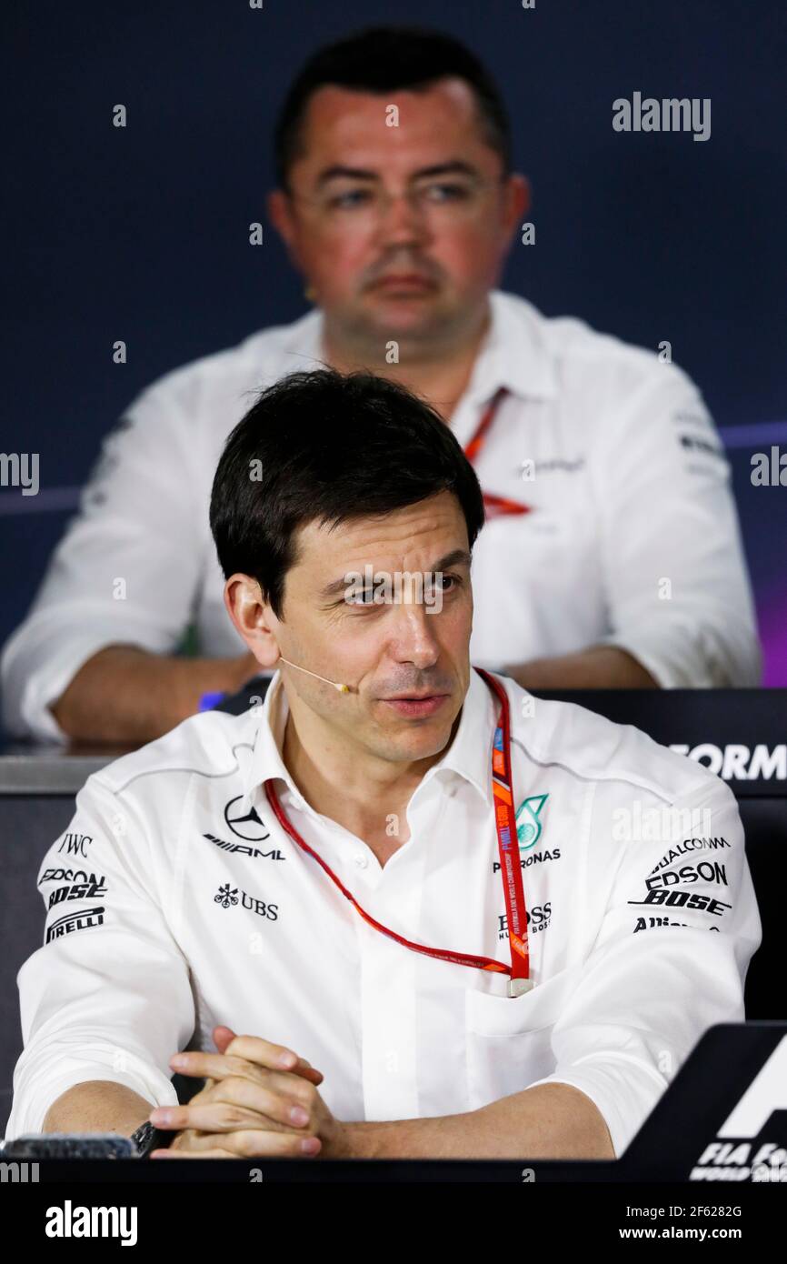 WOLFF Toto (aut) Geschäftsführer Mercedes GP und BOULLIER Eric (Fra) Renndirektor des McLaren Honda Team Ambiance Portrait während der Formel 1 Meisterschaft 2017 in Melbourne, Australien Grand Prix, vom 23. Bis 26. März - Foto Florent Gooden / DPPI Stockfoto