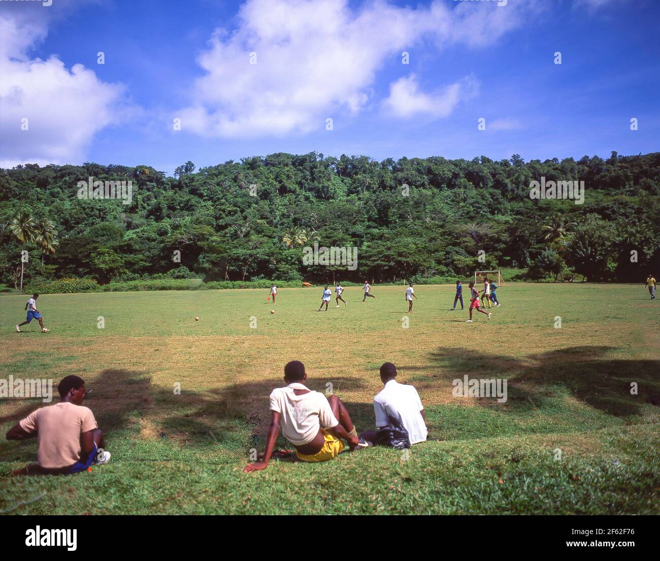 Einheimische Fußballspieler, Bridgetown, St. Michael Parish, Barbados, kleine Antillen, Karibik Stockfoto