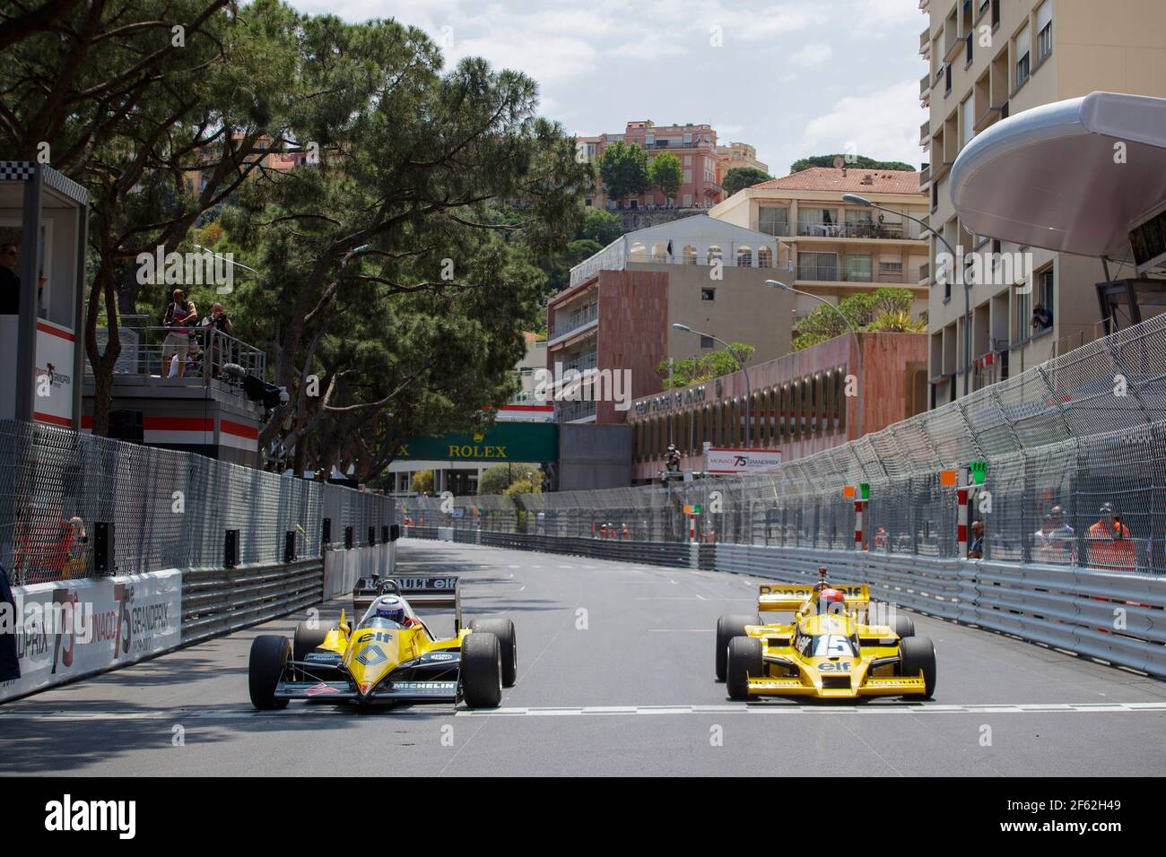 JABOUILLE Jean Pierre F1 RS01 / PROST Alain (Fra) Renault F1 RE40 Ambiente während der Formel-1-Weltmeisterschaft 2017, Grand Prix von Monaco vom 24. Bis 28. Mai in Monaco - Foto Frederic Le Floc'h / DPPI Stockfoto