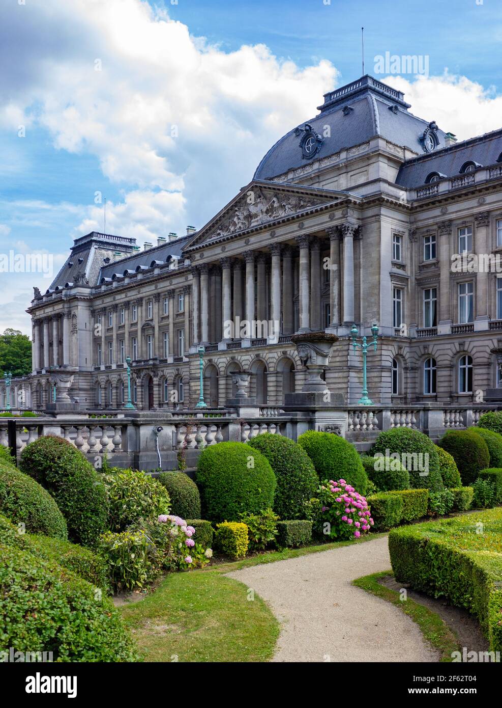 Royal palace gardens brussels belgium Fotos und Bildmaterial in hoher