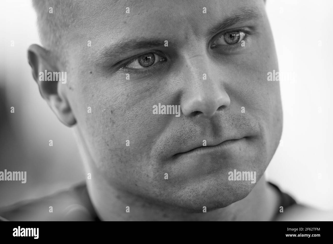 BOTTAS Valtteri (FIN) Mercedes W08 Hybrid EQ Power+ Team Mercedes GP, Portrait während der Formel 1 Weltmeisterschaft 2017, Abu Dhabi Grand Prix vom 23. Bis 26. November in Yas Marina - Foto Florent Gooden / DPPI Stockfoto