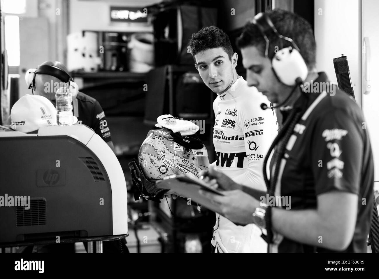 OCON Esteban (Fra) Force India VJM10, Porträt während der Formel 1-Weltmeisterschaft 2017, Abu Dhabi Grand Prix vom 23. Bis 26. November in Yas Marina - Foto Florent Gooden / DPPI Stockfoto