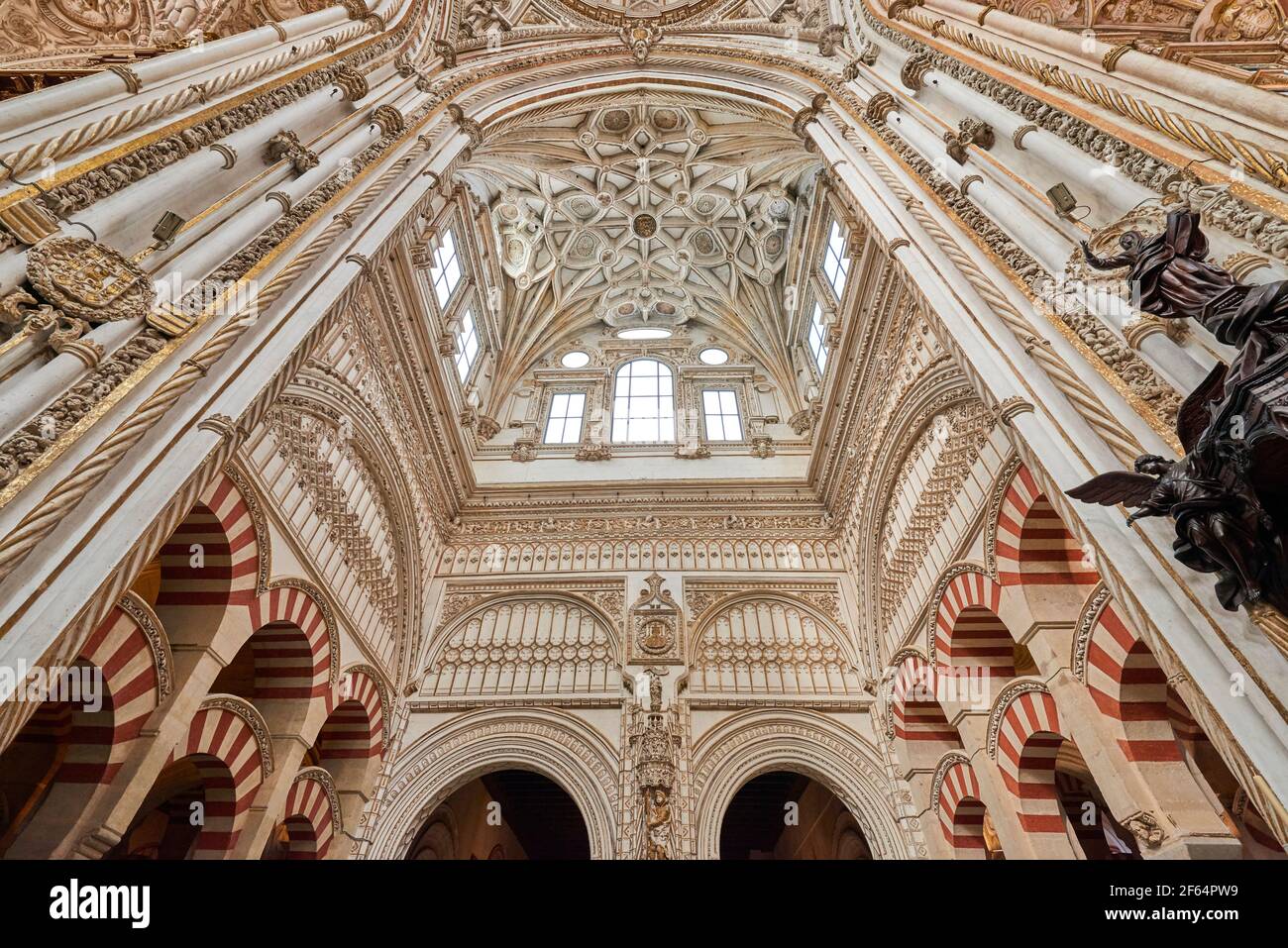 Innenraum der Mezquita (-Moschee-Kathedrale), Córdoba, Andalusien, Spanien Stockfoto