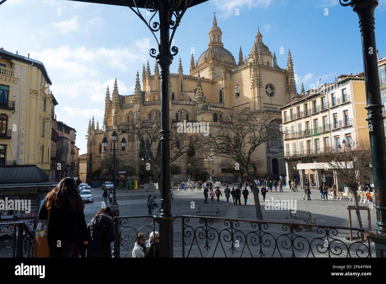Kathedrale von Segovia auf der Plaza Mayor. Segovia, Spanien. Stockfoto