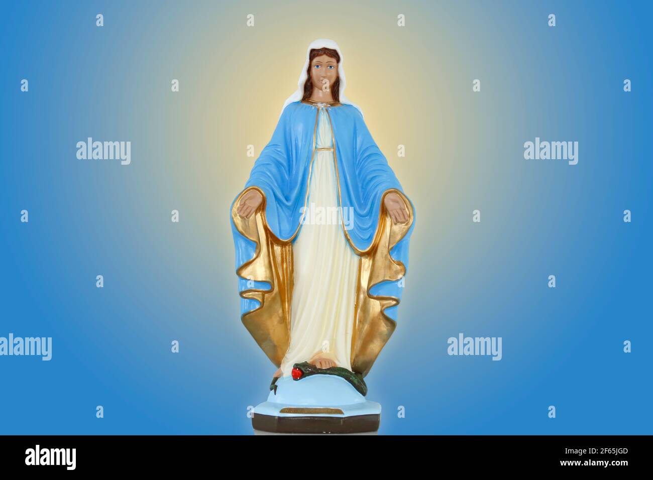 Statue des Gnadenbildes Unserer Lieben Frau, Mutter Gottes in der katholischen Religion, Jungfrau Maria Stockfoto