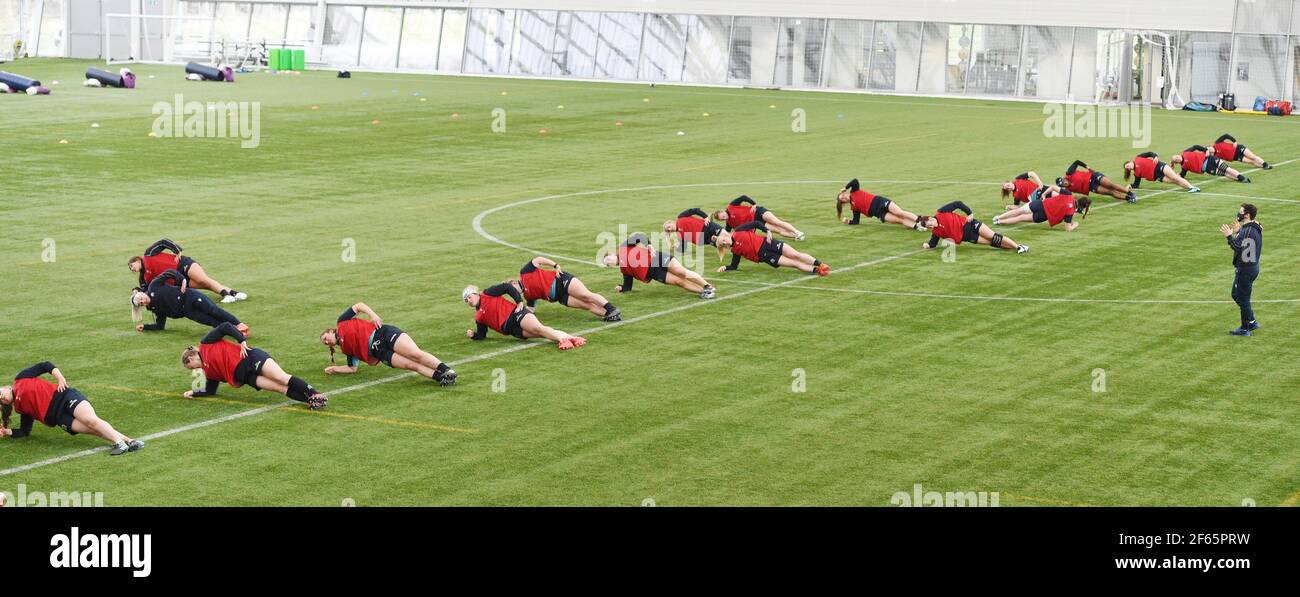 Oriam Sports CentreRiccarton, Edinburgh.Schottland Großbritannien. 29th. März 21 Schottland Frauen Rugby Squad Trainingseinheit für das bevorstehende Six Nation Spiel gegen England . Kredit: eric mccowat/Alamy Live Nachrichten Stockfoto